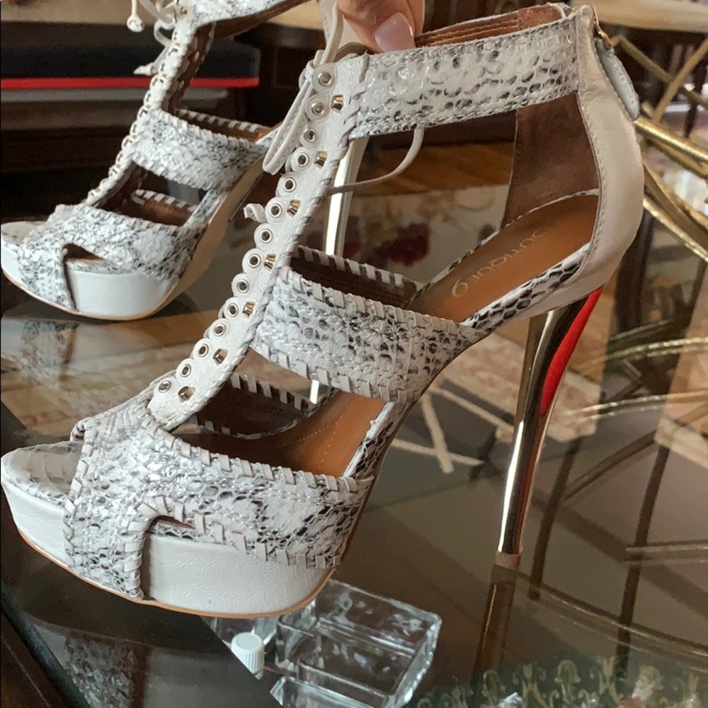 Boutique 9 size 9